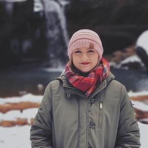 Meet your Posher, Julia